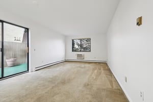 Carhart Ave 210-S1603-015.jpg