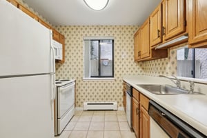 Carhart Ave 210-S1603-016.jpg