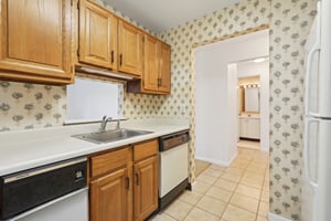 Carhart Ave 210-S1603-018.jpg