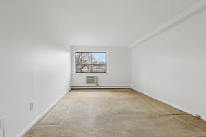 Carhart Ave 210-S1603-023.jpg