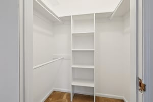 Carhart Ave 210-S1603-026.jpg