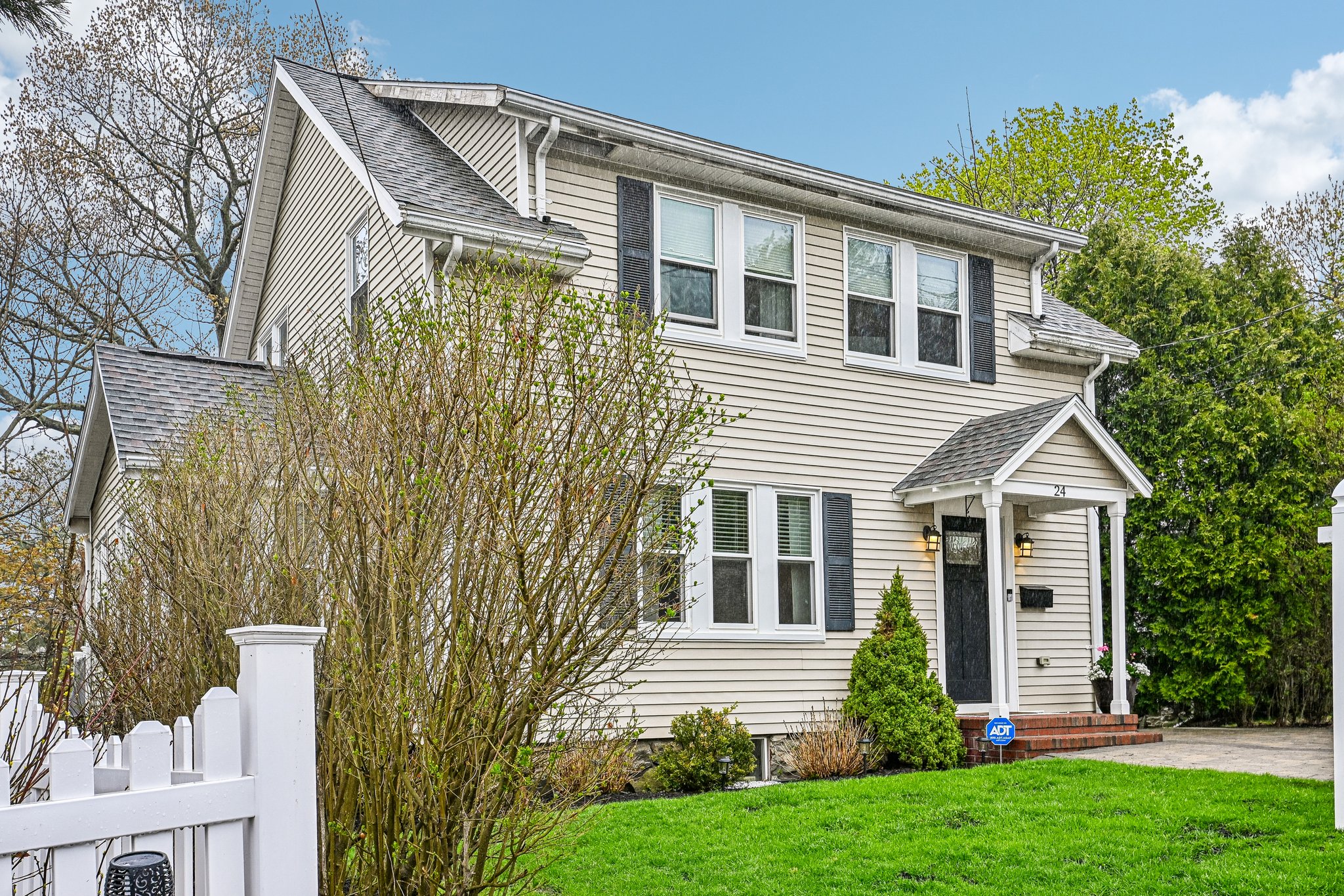 Fellsview Ave-S0105-002.jpg