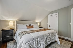Fellsview Ave-S0105-023.jpg