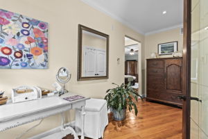 Bonus / Dressing Area
