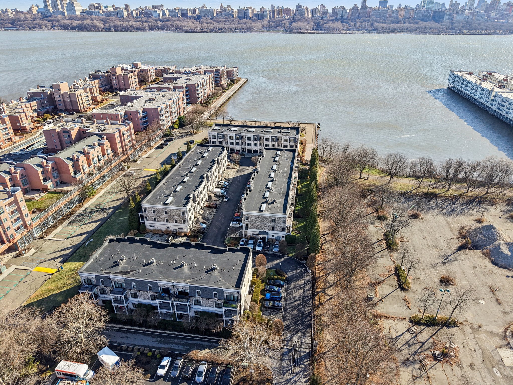 Marquis Ct-S2512-052.JPG