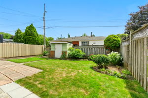  Photo 47