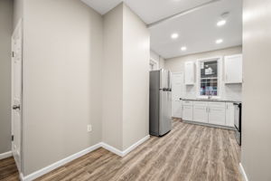24 N MacDade Blvd-16