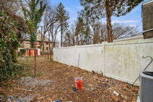 24 N MacDade Blvd-6