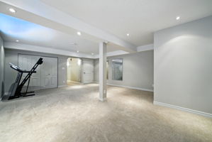  Photo 49