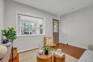 9-living room3