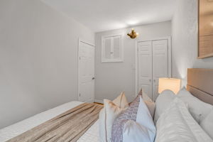 28-second bedroom4
