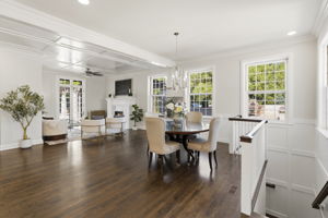  Photo 77
