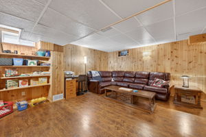 Photo 49