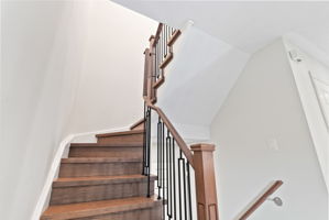  Photo 51