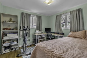  Photo 40