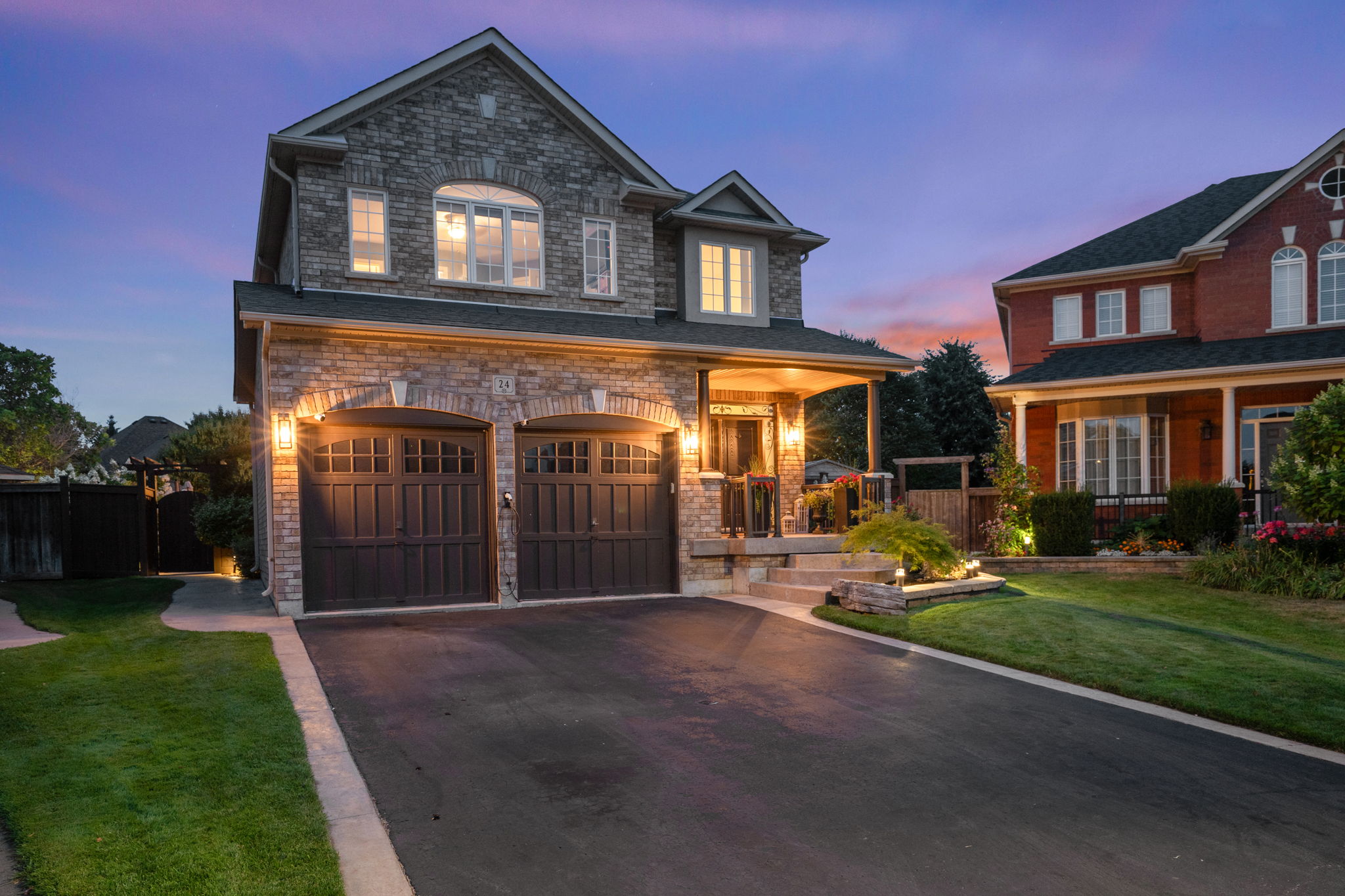 24 Vesna Ct Bowmanville, ON L1C 0C7