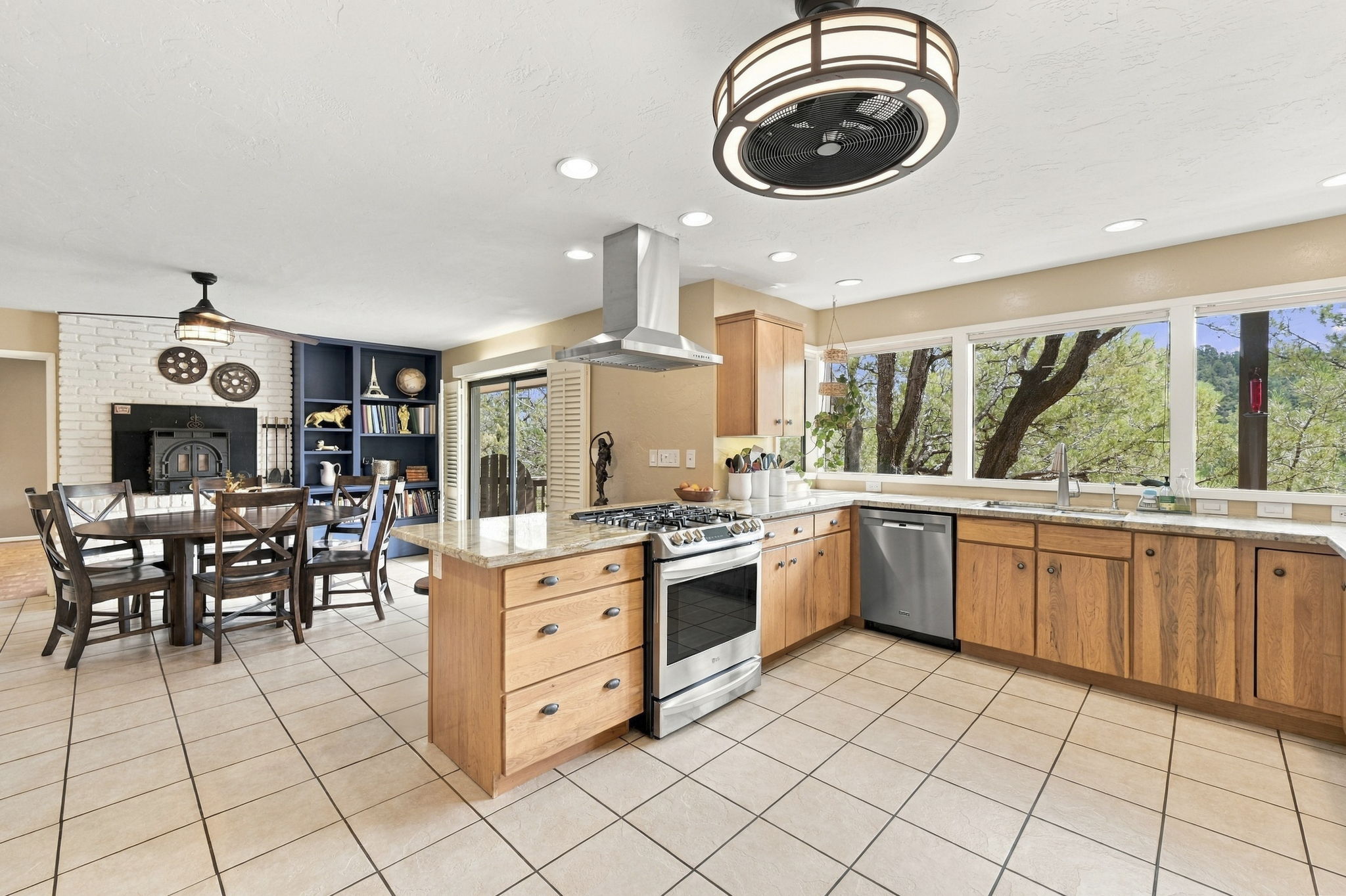 Kitchen 2