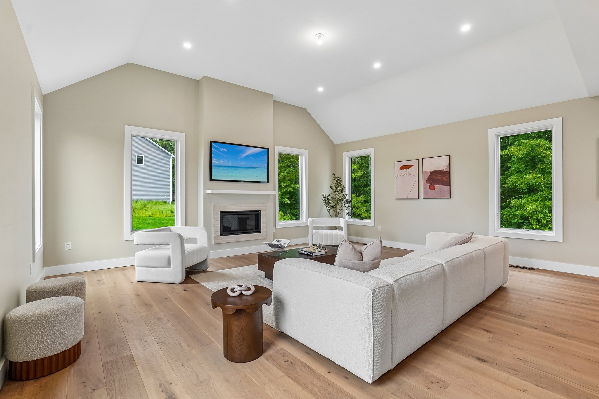 Wildwood Dr-S0109-006.jpg
