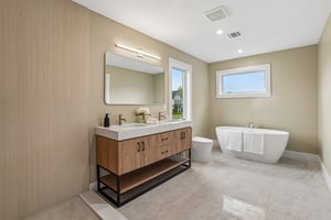Wildwood Dr-S0109-025.jpg