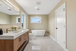 Wildwood Dr-S0109-026.jpg