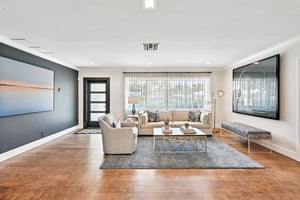 30th St-L3004-005.jpg