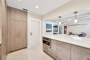 30th St-L3004-014.jpg