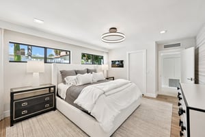 30th St-L3004-017.jpg
