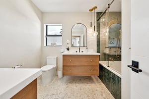 30th St-L3004-024.jpg