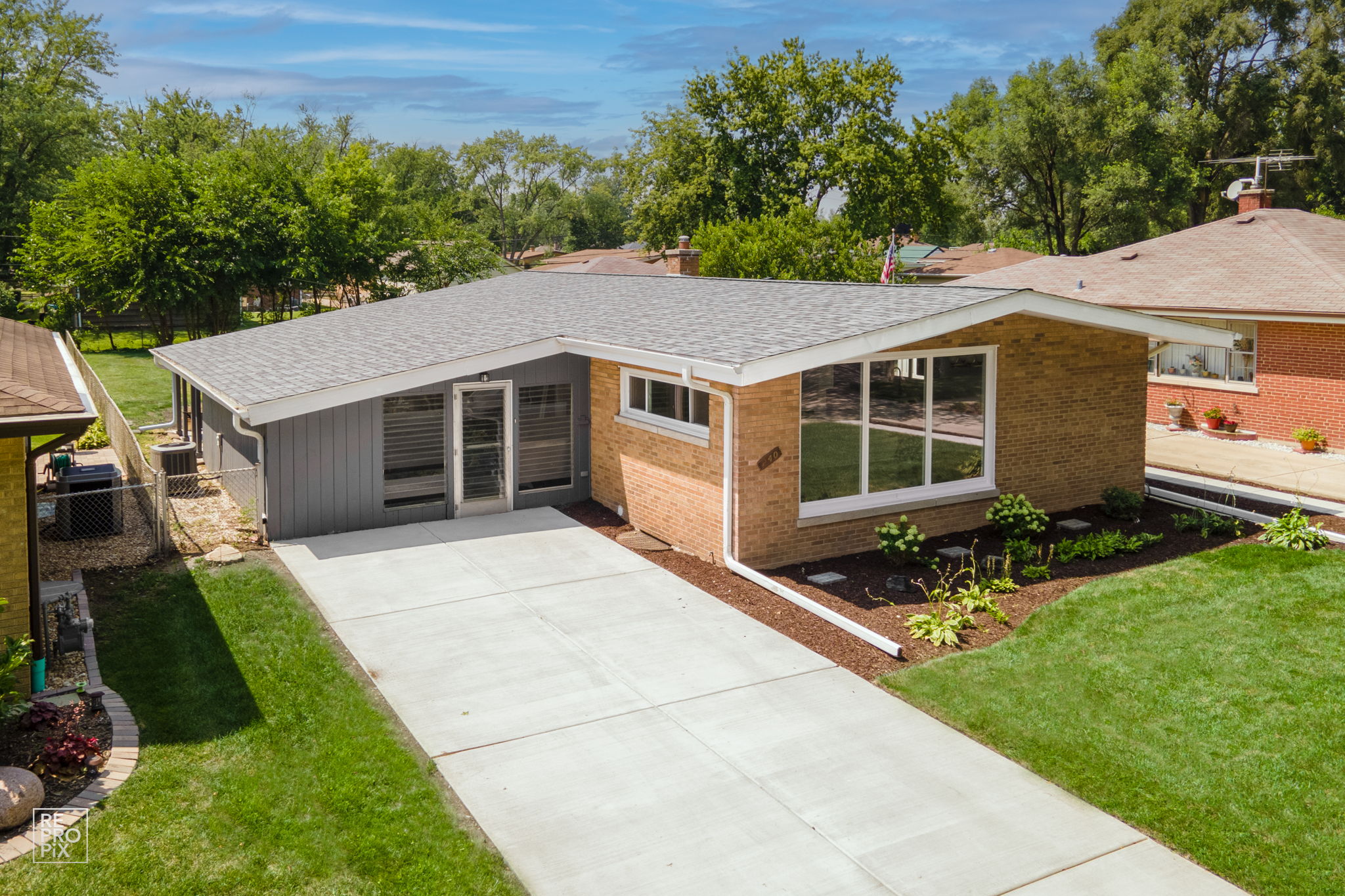 240 Barron St, Bensenville, IL 60106_002