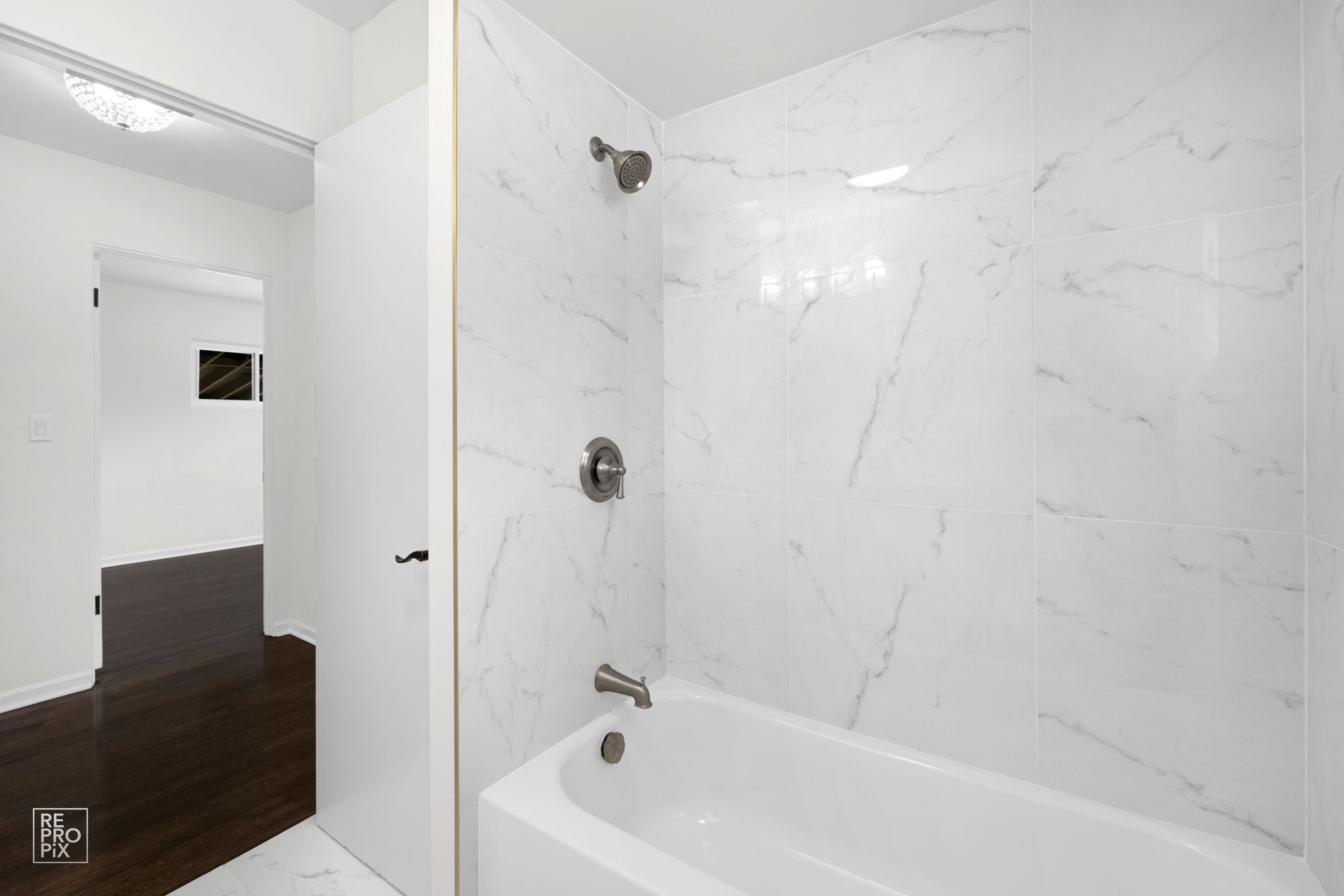 240 Barron St, Bensenville, IL 60106_018