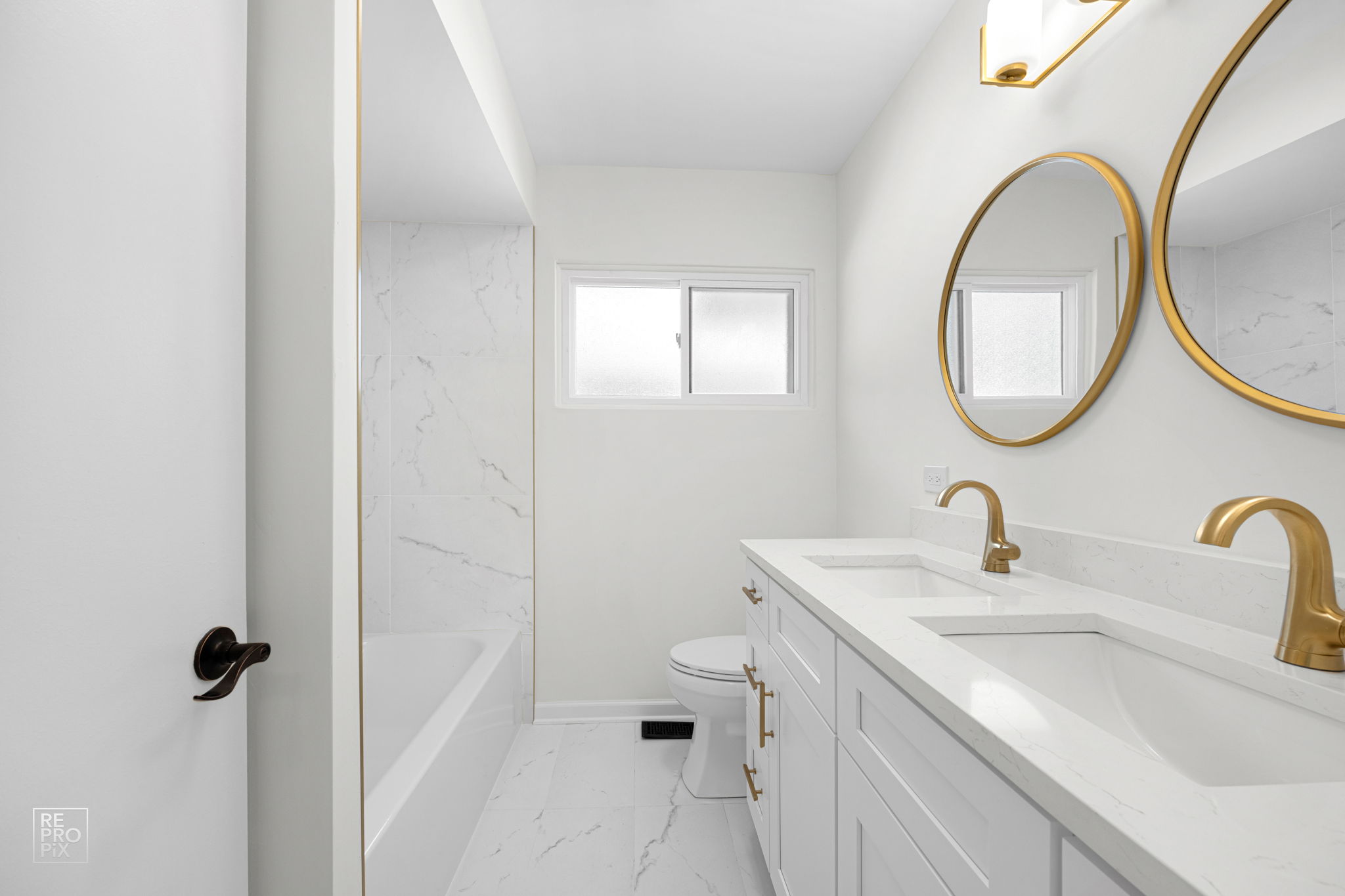 240 Barron St, Bensenville, IL 60106_017