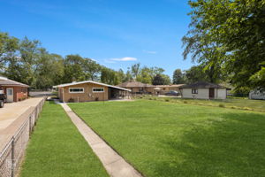 240 Barron St, Bensenville, IL 60106_025