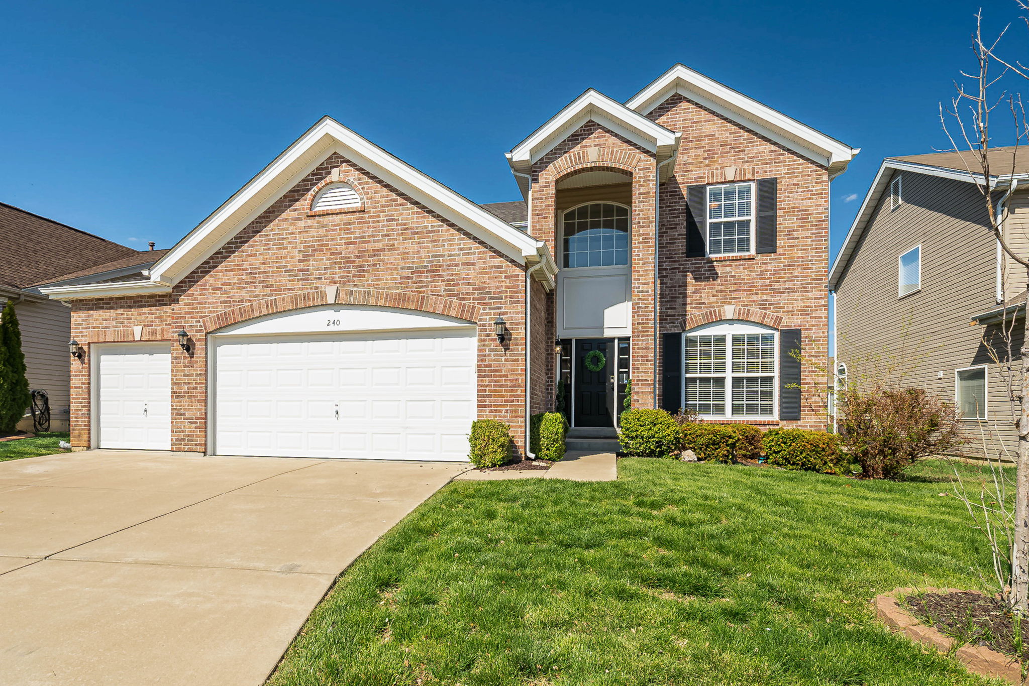 240 Bellemeade Dr, St. Peters, MO 63376 Canon Shots Photography