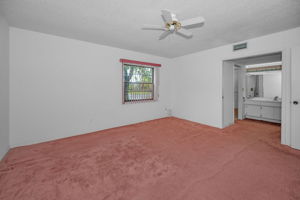 Primary Bedroom1b