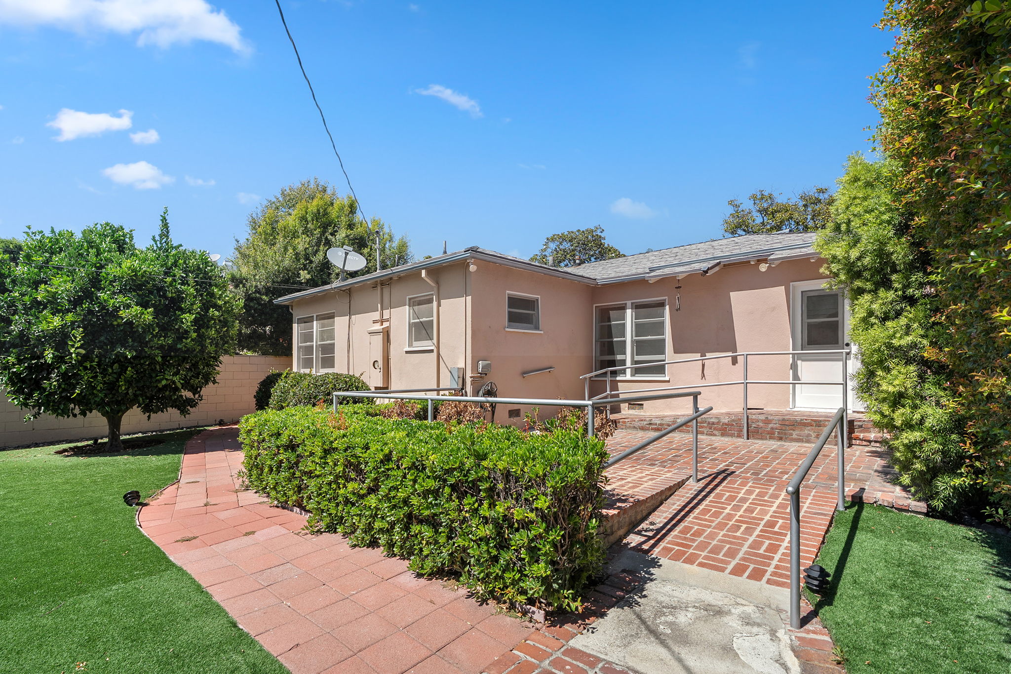 240 Euclid Street-31