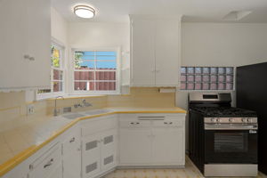 240 Euclid Street-14