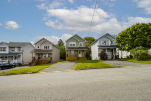  Photo 41
