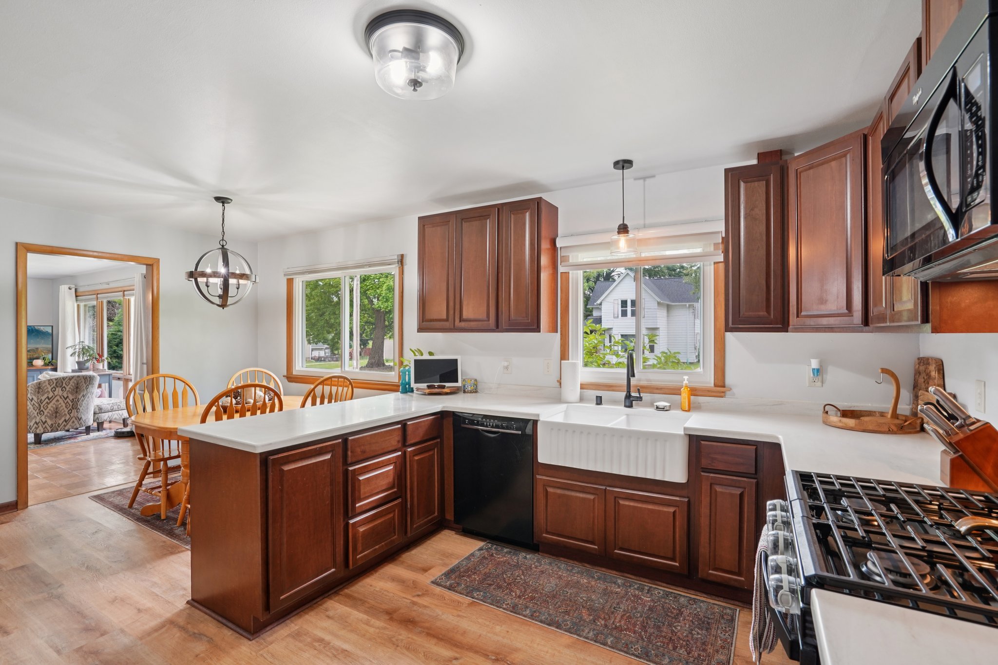 Jefferson St-S1807-014.jpg