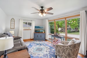 Jefferson St-S1807-007.jpg