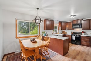 Jefferson St-S1807-009.jpg