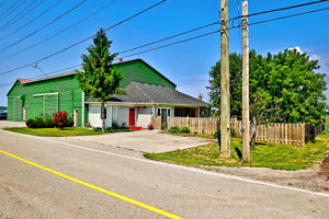  Photo 0