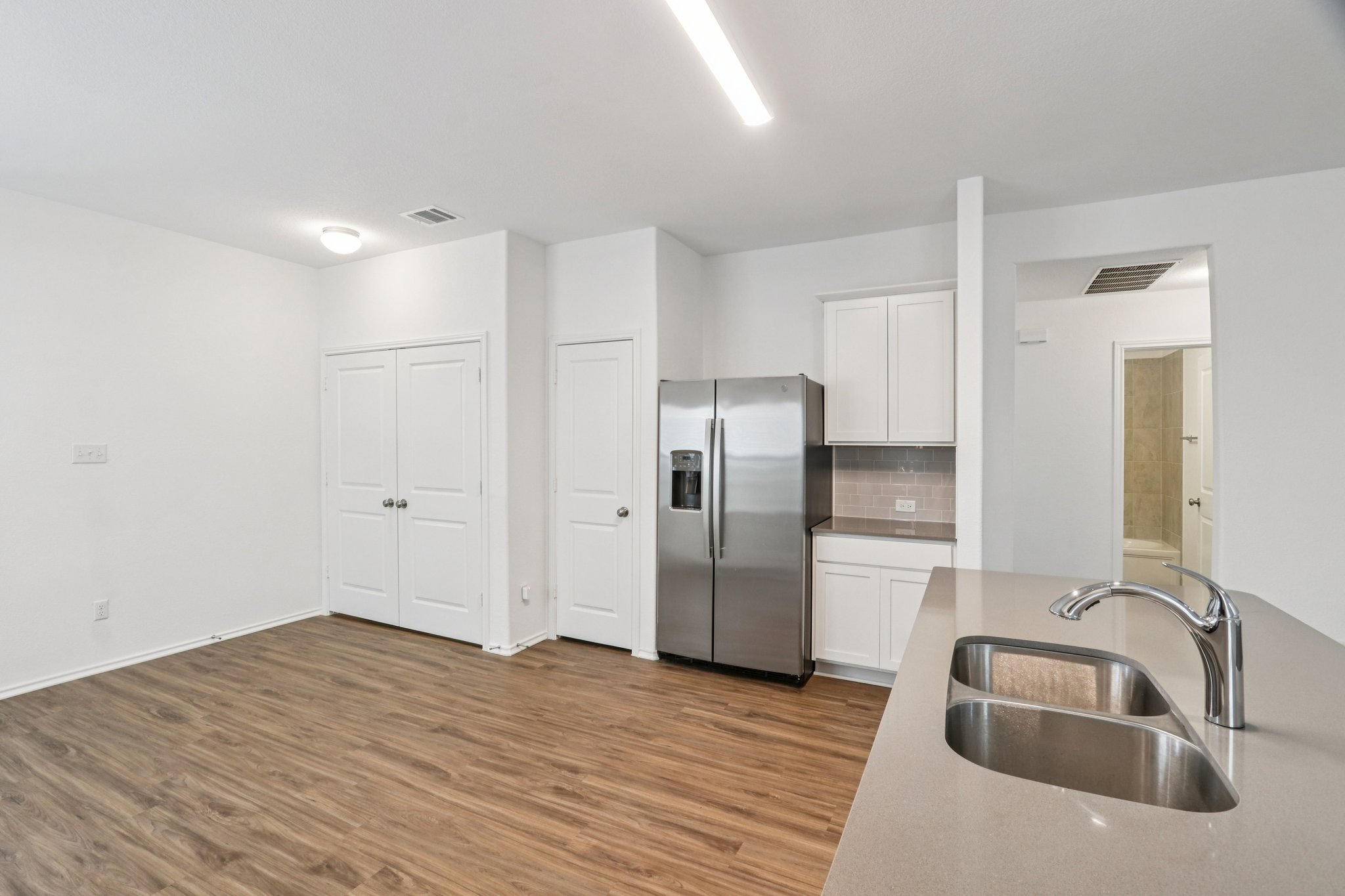 Line of Fire Way-S0412-021.jpg