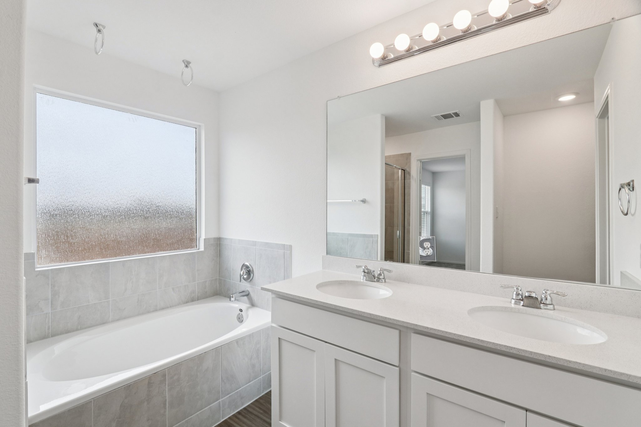 Line of Fire Way-S0412-031.jpg