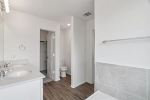 Line of Fire Way-S0412-034.jpg