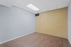  Photo 37