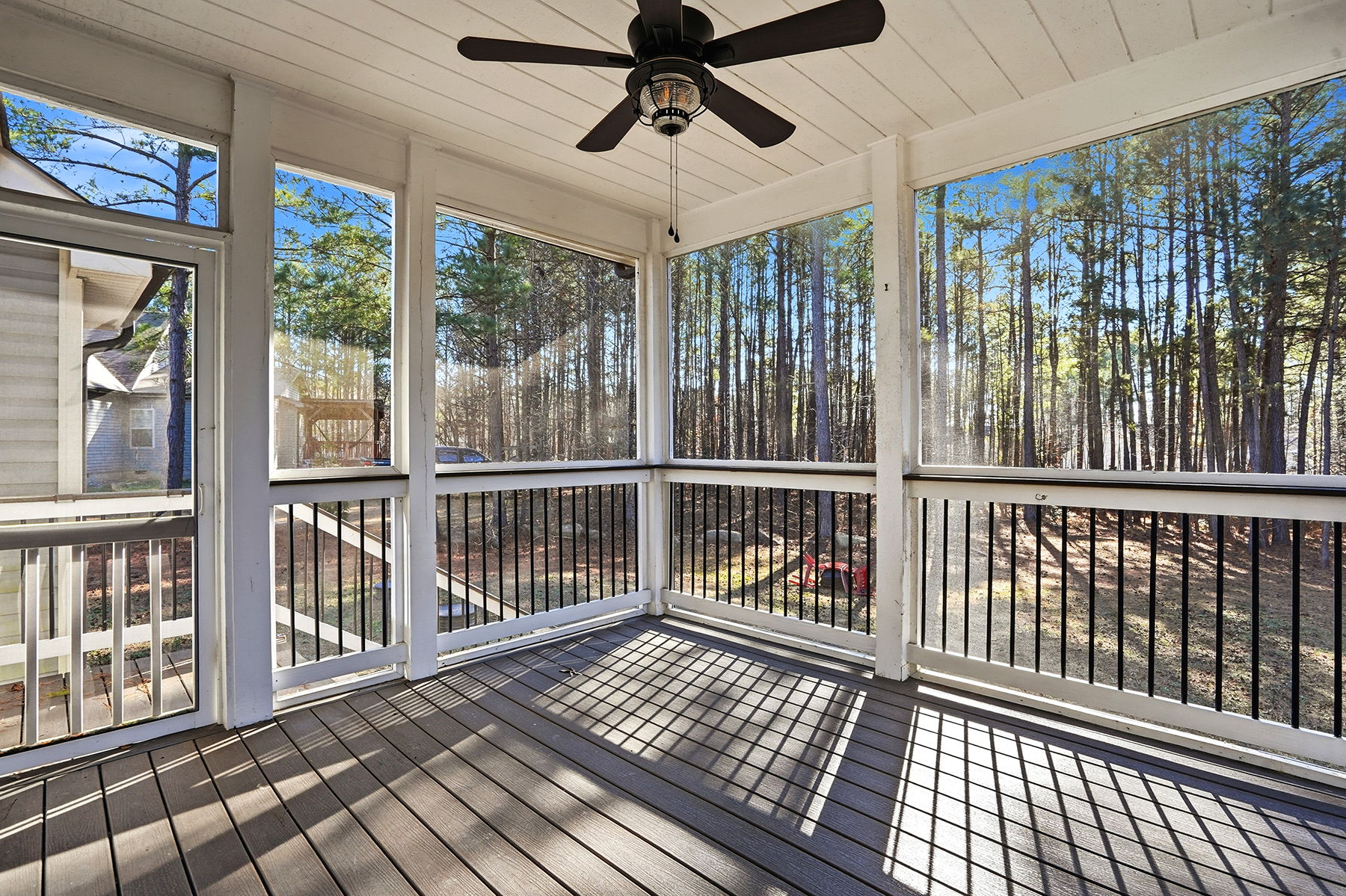 Screened-in Porch