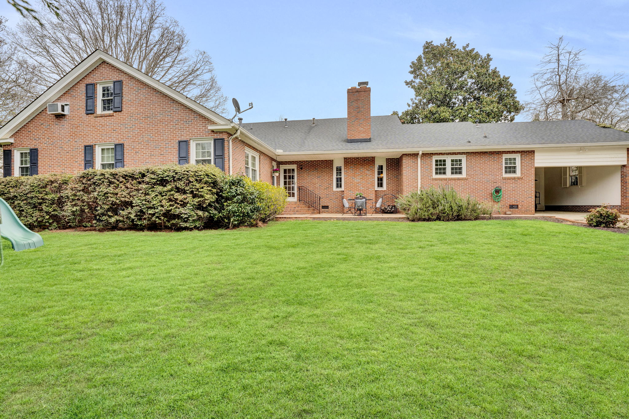 240 Nottingham Rd55