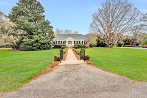 240 Nottingham Rd61