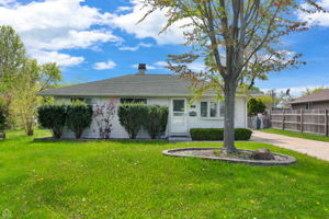 240 S Villa Ave_001