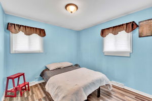 240 S Villa Ave_010